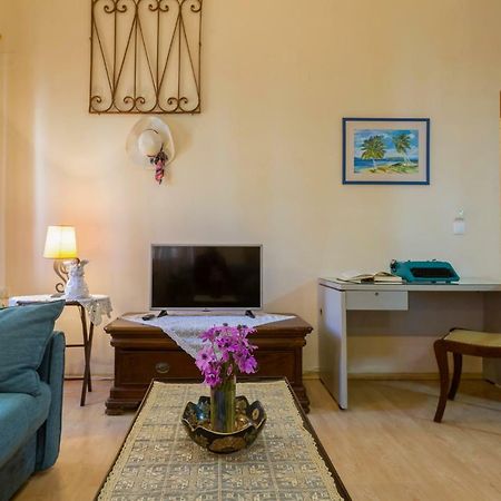 Heart Of The Old Town Apartment コルフ島 エクステリア 写真