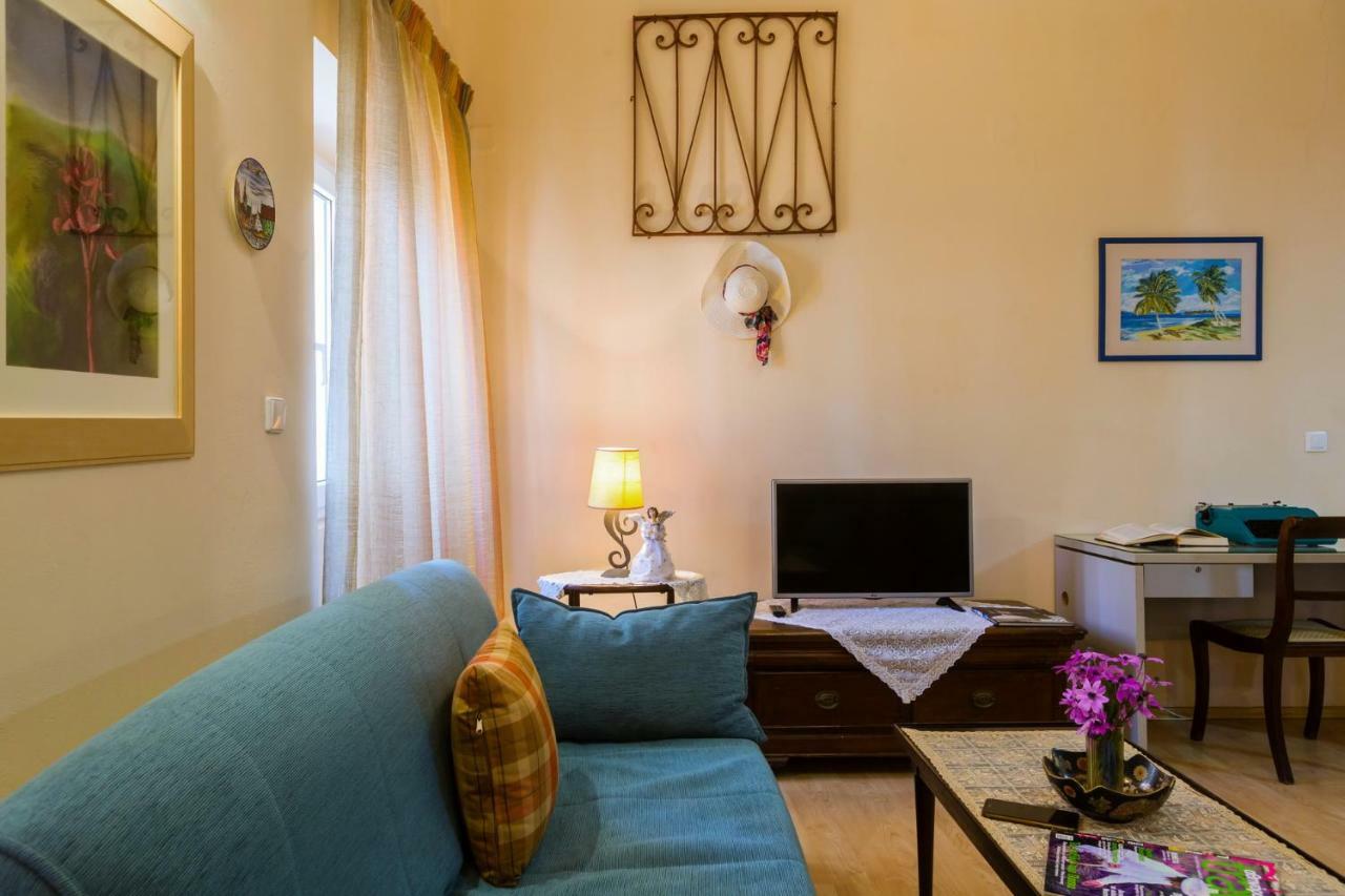 Heart Of The Old Town Apartment コルフ島 エクステリア 写真